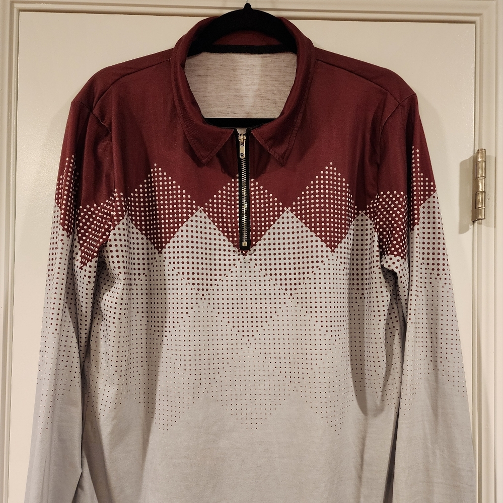 Manfinity Athletic Shirt Medium